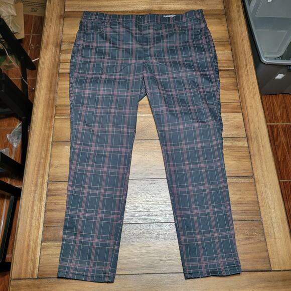 Natural Reflections Platinum Stretch Black & Red Plaid Pull-On Pants - Size XXL - Picture 1 of 9